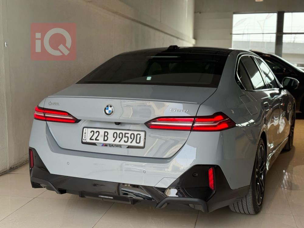 BMW 5-Series